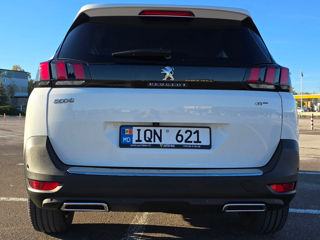 Peugeot 5008 foto 4