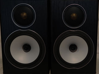 High quality speakers Monitor Audio Bronze BX1 No scratches no dents. Made in England Original