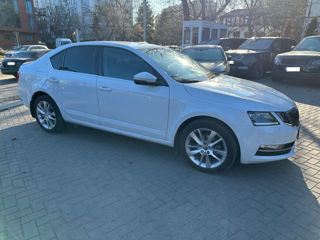 Skoda Octavia foto 3