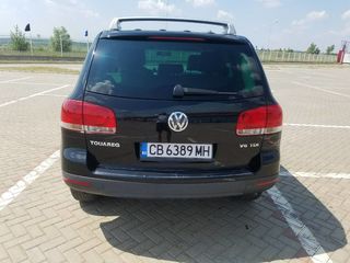 Volkswagen Touareg foto 2