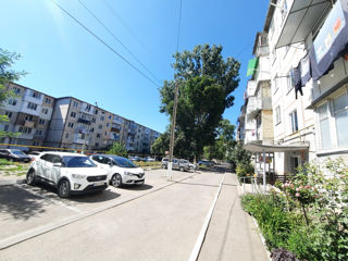 Apartament cu 3 camere, 60 m², Centru, Bălți