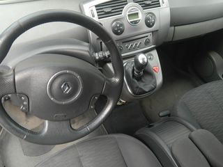 Renault Scenic foto 2