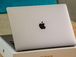 MacBook Air Retina 2020/ Core I3 1000NG4/ 8Gb Ram/ 256Gb SSD/ 13.3" Retina TrueTone!! foto 11