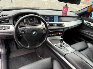 BMW 7 Series foto 5