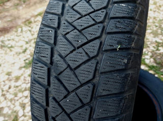 Комплект зимних шин 195/60 r15 - 950 лей за все