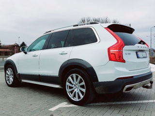 Volvo XC90 foto 3