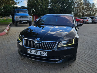 Skoda Superb foto 7