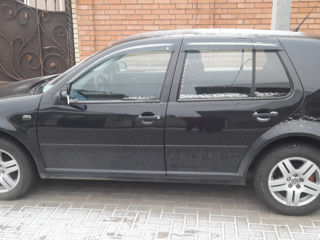 Volkswagen Golf foto 2