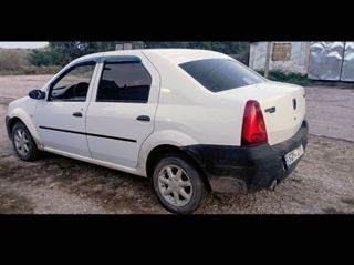 Dacia Logan foto 3