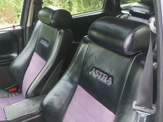 Opel Astra foto 5