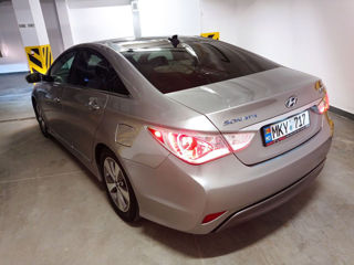 Hyundai Sonata foto 1