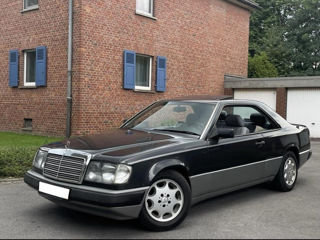 Mercedes Series (W124) foto 1