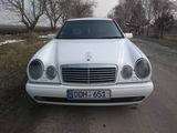 Mercedes E Class foto 3