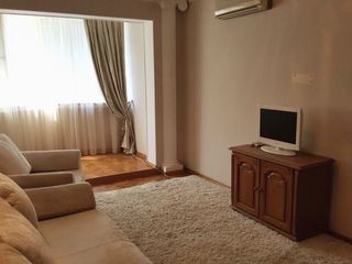 Ofer chirie, Apartament, Dacia, 2 odăi , 50m2! foto 4