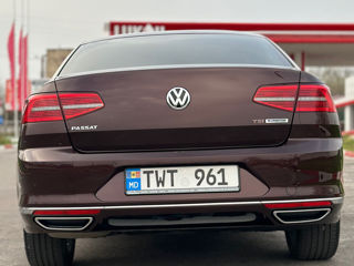 Volkswagen Passat foto 6