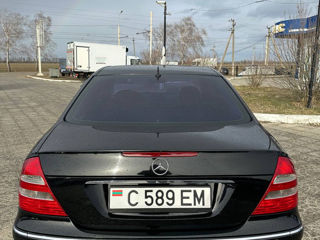 Mercedes E-Class foto 3