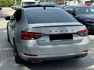 Skoda Superb foto 3