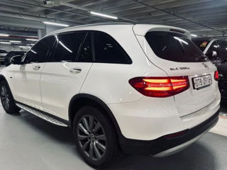 Mercedes GLC foto 2