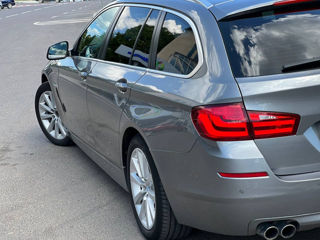 BMW 5 Series foto 1