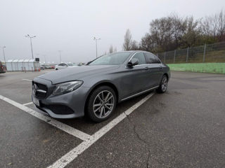 Mercedes E-Class foto 9