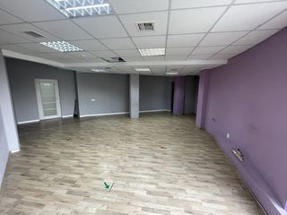 Oficiu pentru orice afacere 39m2 foto 2