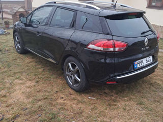 Renault Clio foto 8