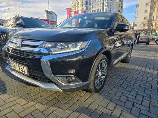 Mitsubishi Outlander foto 3