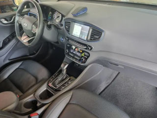 Hyundai IONIQ foto 10