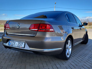 Volkswagen Passat foto 4