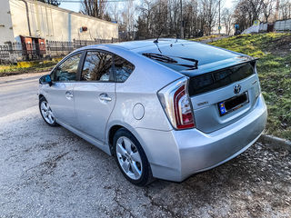 Toyota Prius foto 2