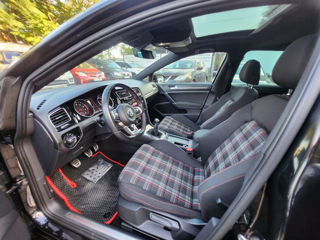 Volkswagen Golf foto 6