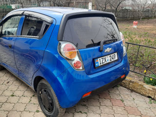 Chevrolet Spark foto 2