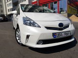 Toyota Prius + foto 3