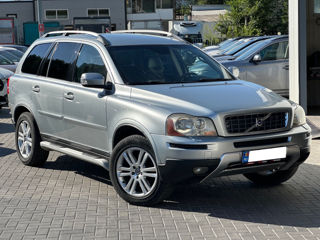 Volvo XC90 foto 1