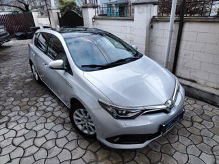 Toyota Auris foto 2