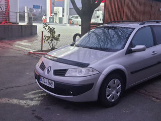 Renault Megane foto 2