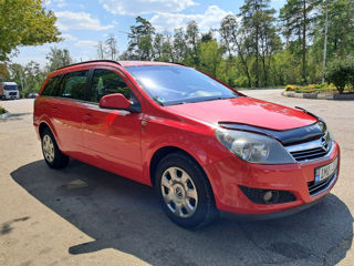 Opel Astra foto 1