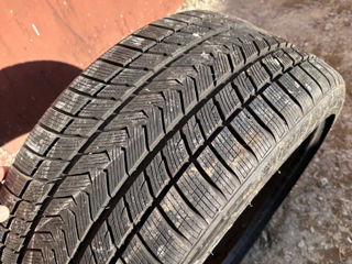 275/35 R20 - iarna