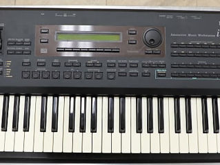 Korg i4S profesional piano sintezator ценителям звука. barter mojno foto 2