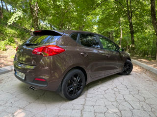 KIA Ceed фото 2
