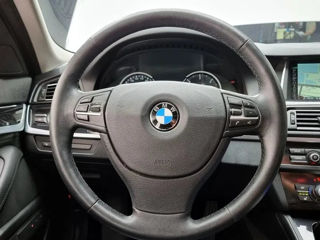 BMW 5 Series foto 13