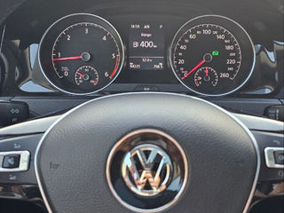 Volkswagen Golf foto 8