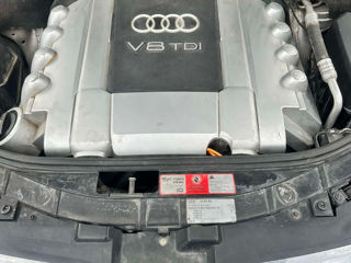 Audi A8 фото 3