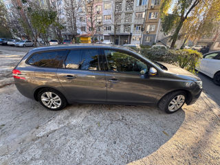 Peugeot 308 foto 8