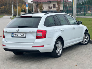 Skoda Octavia foto 5