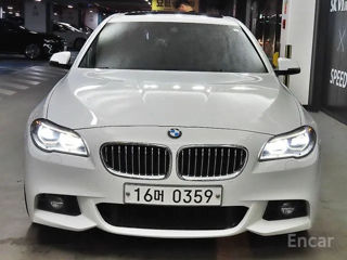 BMW 5 Series foto 1