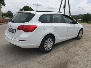 Opel Astra foto 4