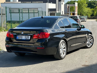 BMW 5 Series foto 6