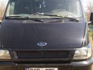 Ford Transit foto 1