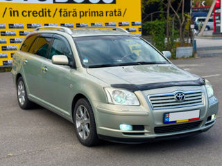 Toyota Avensis foto 3